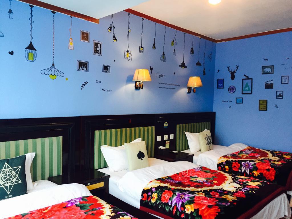 Shuxiang Hotel Mount Emei峨眉山 エクステリア 写真