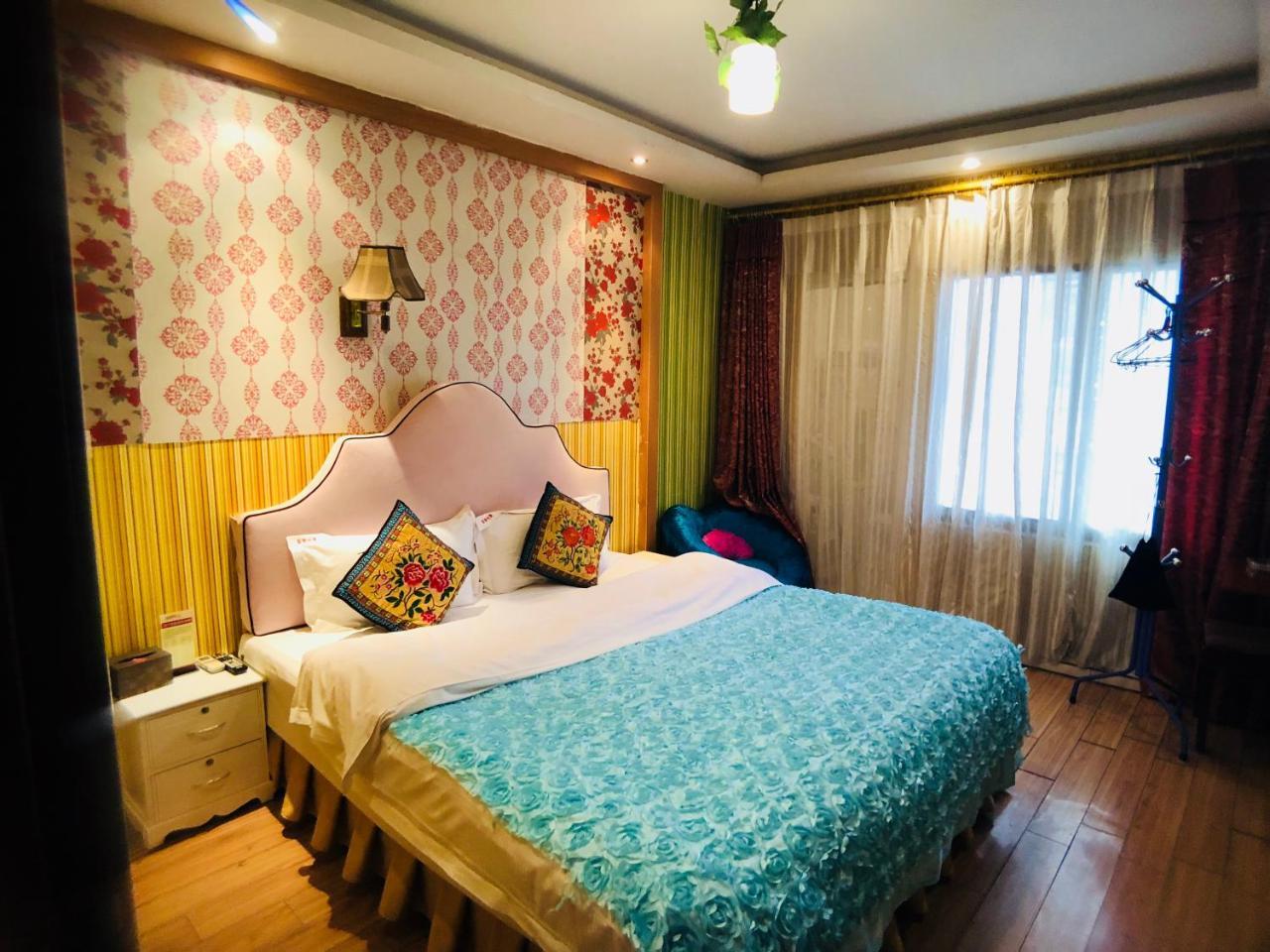 Shuxiang Hotel Mount Emei峨眉山 エクステリア 写真